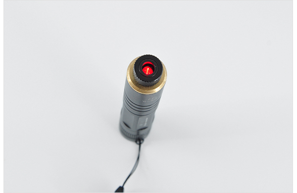 1463212974785674.jpg mini手电_04.jpg